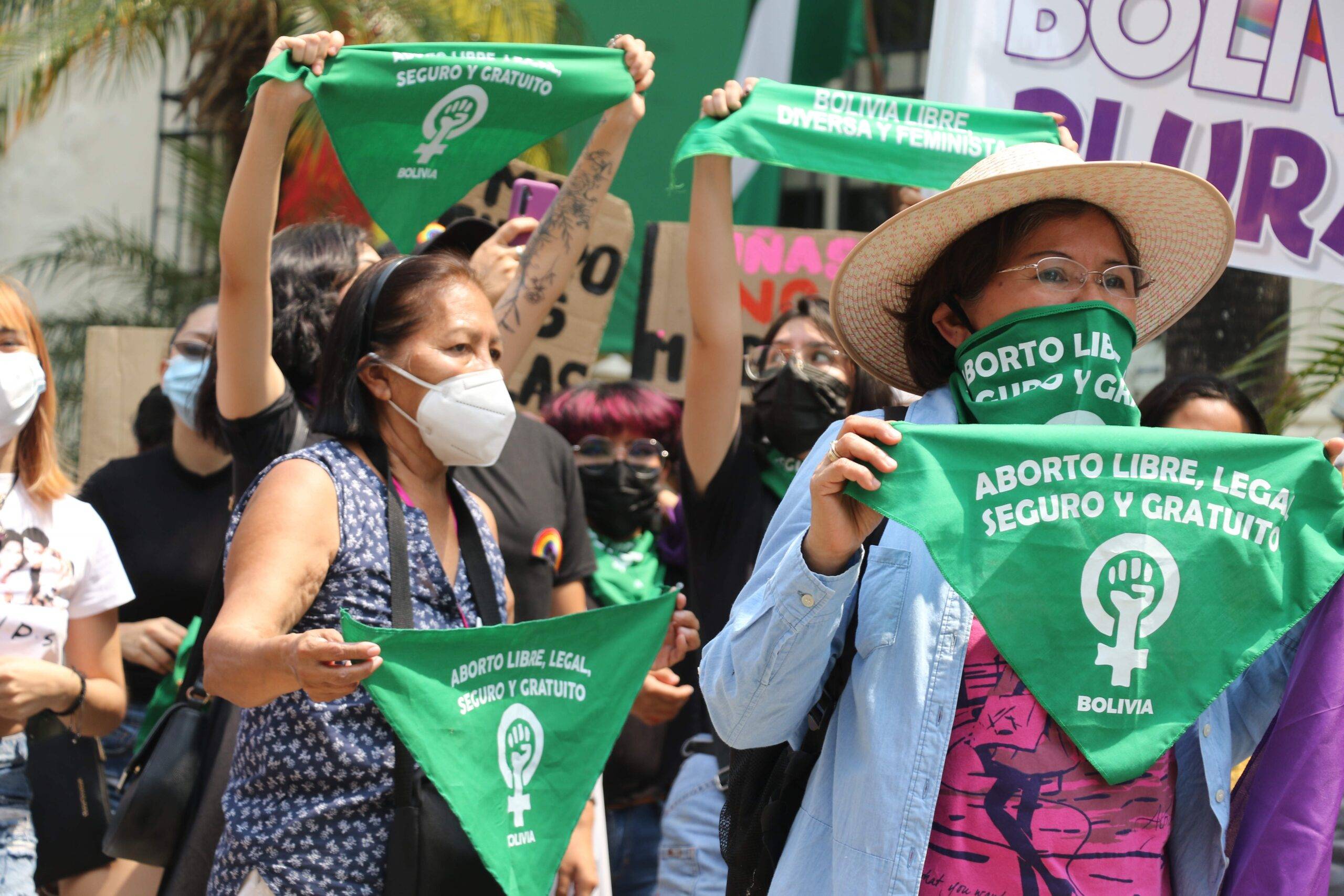 Mujeres en Bolivia buscan la legalización del aborto