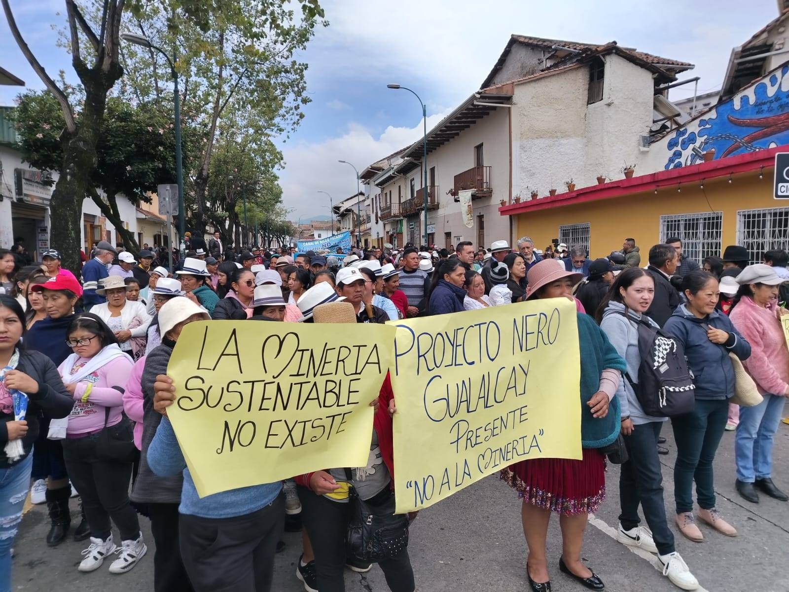 Organizaciones sociales de Azuay marchan por el agua
